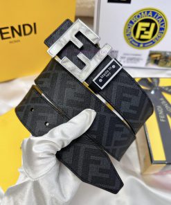 Belt FENDI Fendi ReproductionThe waistband is made of 100% cowhide, ensuring genuine leather 97yyqt5j