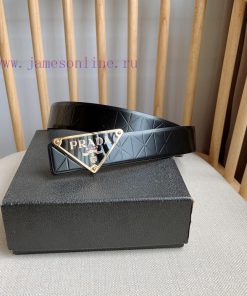 PRADA's belt is made of exquisite glossy embossed leather, presenting a simple and elegant s 760aof76