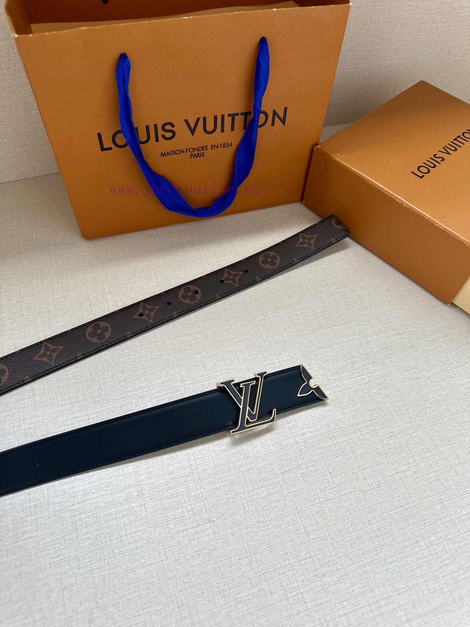 The 3.0-wide Pretty LV double-sided belt features a dazzling metal carved LV Initiales buckl lutmbpo6 - Image 7