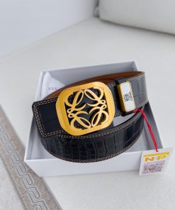 Luo Yiwei Loewe Belt ️ BeltBuckle, made of pure steel material, photographed in real lifeMat km4q82j9