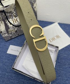 This 35mm double-sided belt from Dior combines elegant temperament with modern style. On one byaixy0p