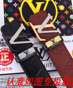 LV... Louis Vuitton ️The material is made of 100% top layer cowhide, ensuring that 24k pure s8elzgif