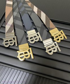 Burberry. BurberryA complete set of high-quality tail clip fasteners with a width of 35mm, p 1mgcje1s
