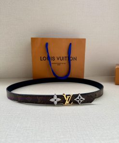The 2.0-wide LV Trio double-sided belt is made of delicate cowhide leather and Monogram canv tb4bjqs6