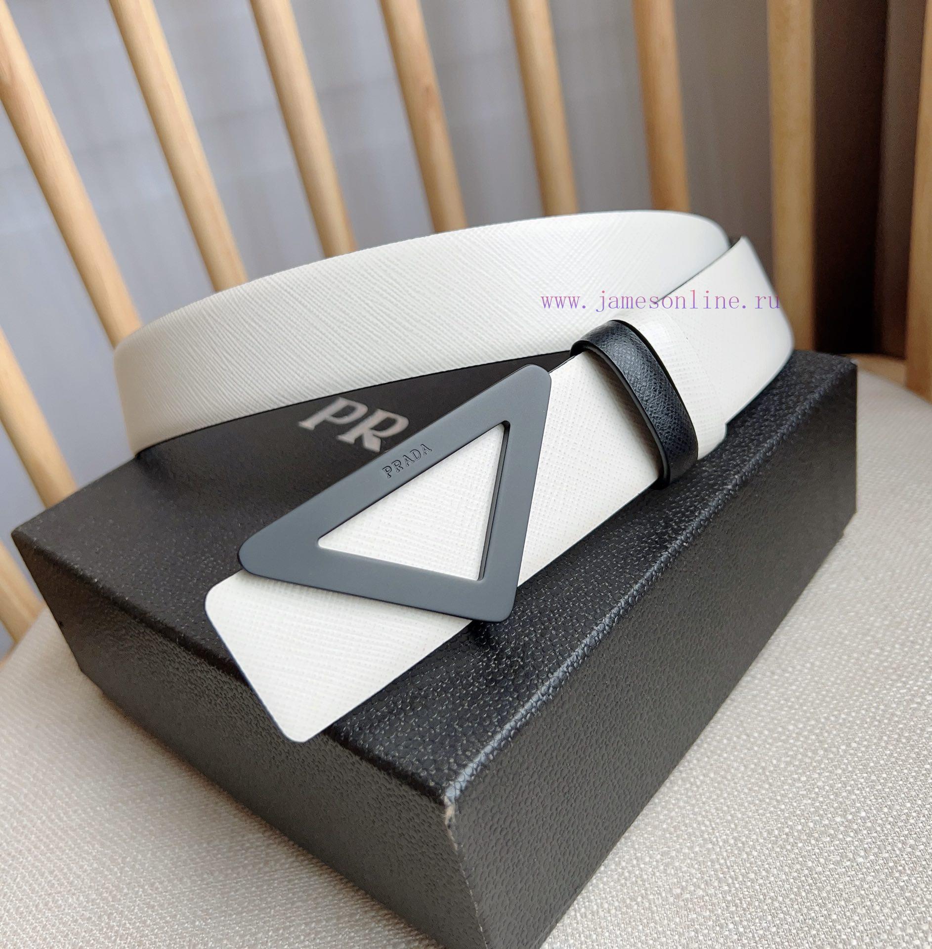 PRADA's buckle style waist belt comes from a multifunctional combination accessory series th eem8e76a - Image 3