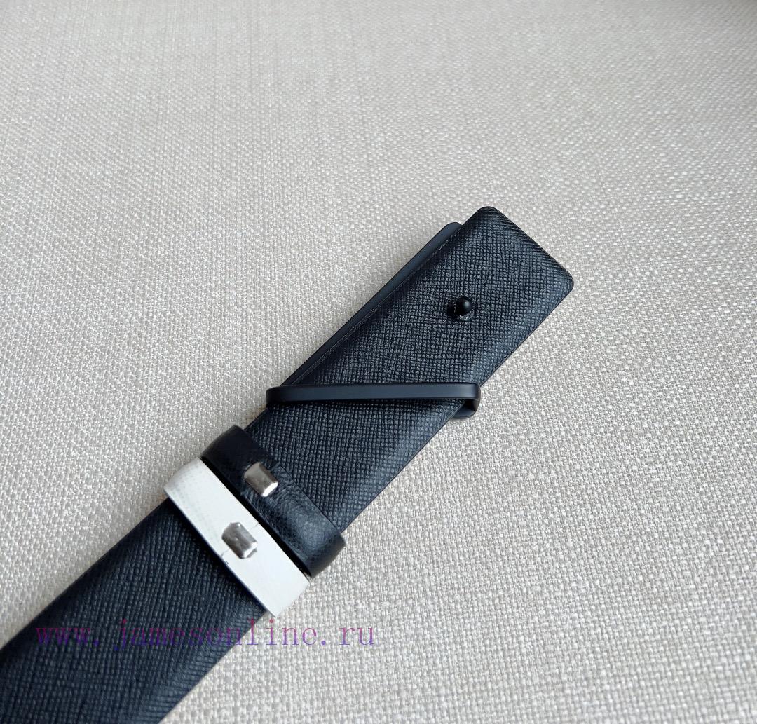PRADA's buckle style waist belt comes from a multifunctional combination accessory series th eem8e76a - Image 7