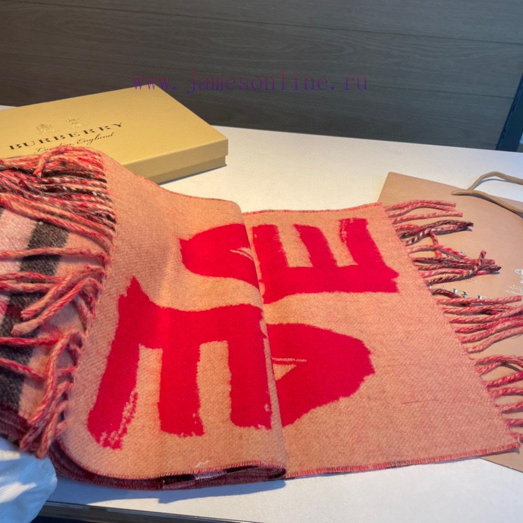Burberry Double sided Scarf ️ One side solid color LOVE, one side classic plaid ️ Very styli4rd93d90 - Image 5
