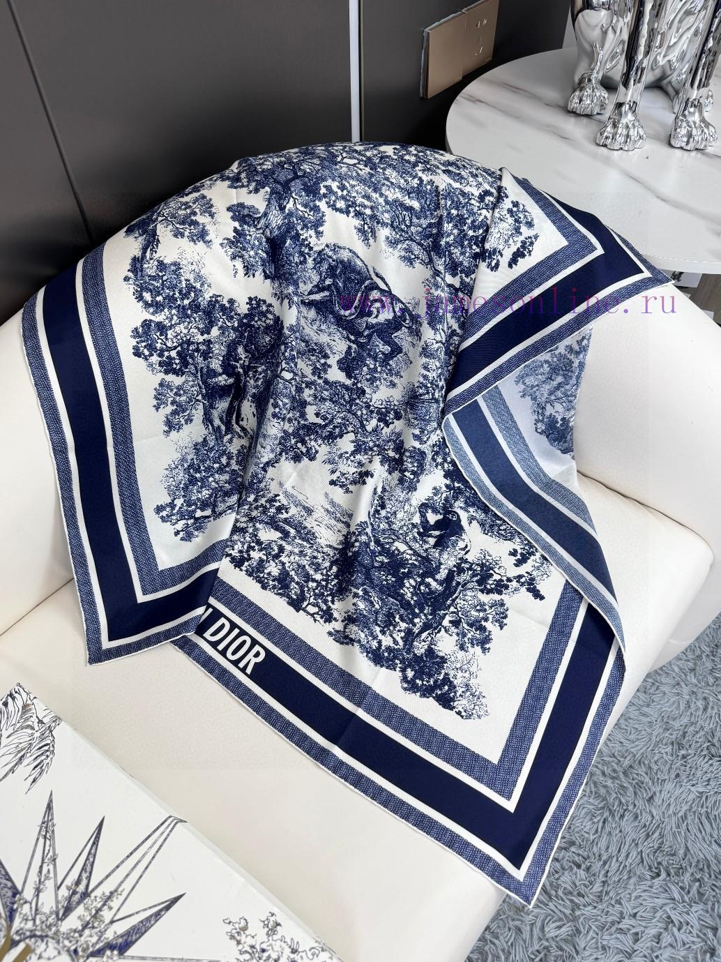 Animal WorldFabric made of real silkSize 90 * 90This Sauvage printed square scarf pays tribudkglbvad - Image 6