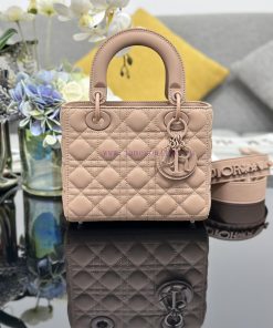 Lady Dior My Four Grid Matte Badge Is Carefully Crafted From Matte Cowhide Leather Wrapped In I ruq68lv2