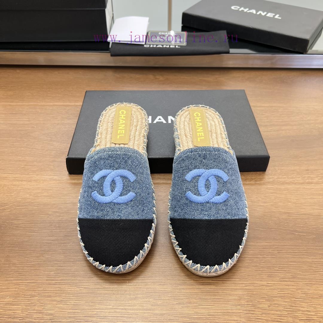Synchronized With The Original Development Of Fishing Shoes On The CHANEL Official Website Usin ui6cy87r - Image 2