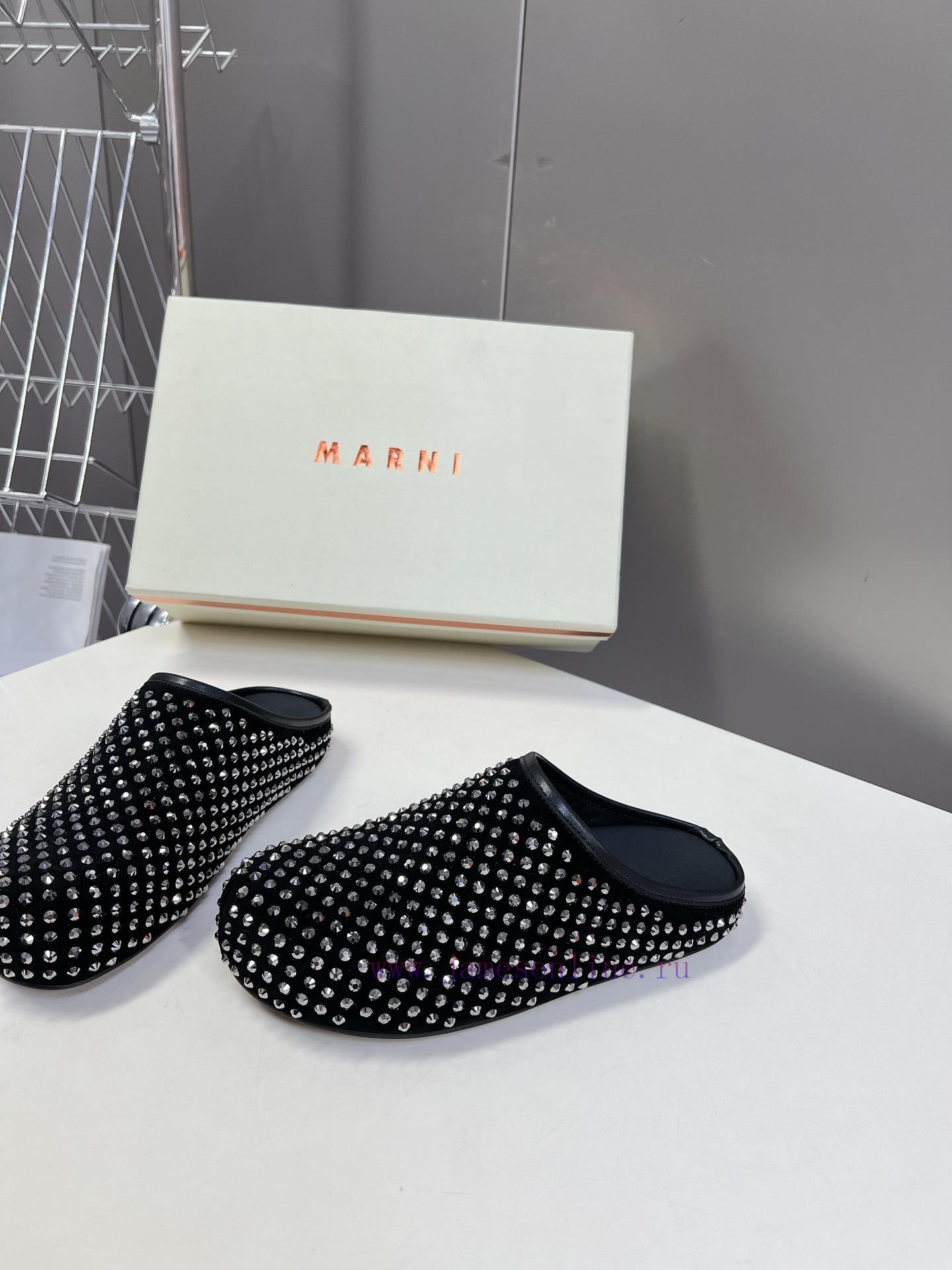 Marni's Classic Diamond Studded Bingbing Slippers Are Perfect For Spring And Summer. The Color ggtf7z3x - Image 4