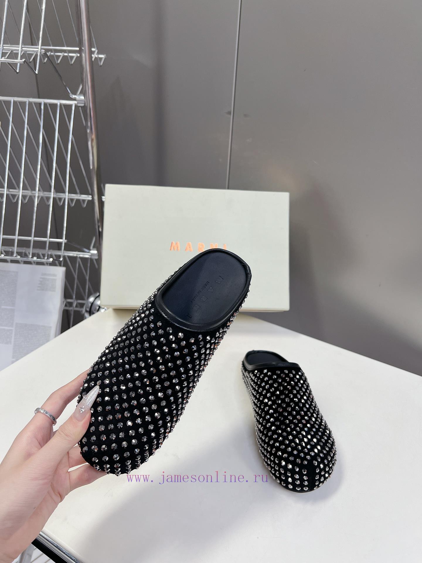 Marni's Classic Diamond Studded Bingbing Slippers Are Perfect For Spring And Summer. The Color ggtf7z3x - Image 5