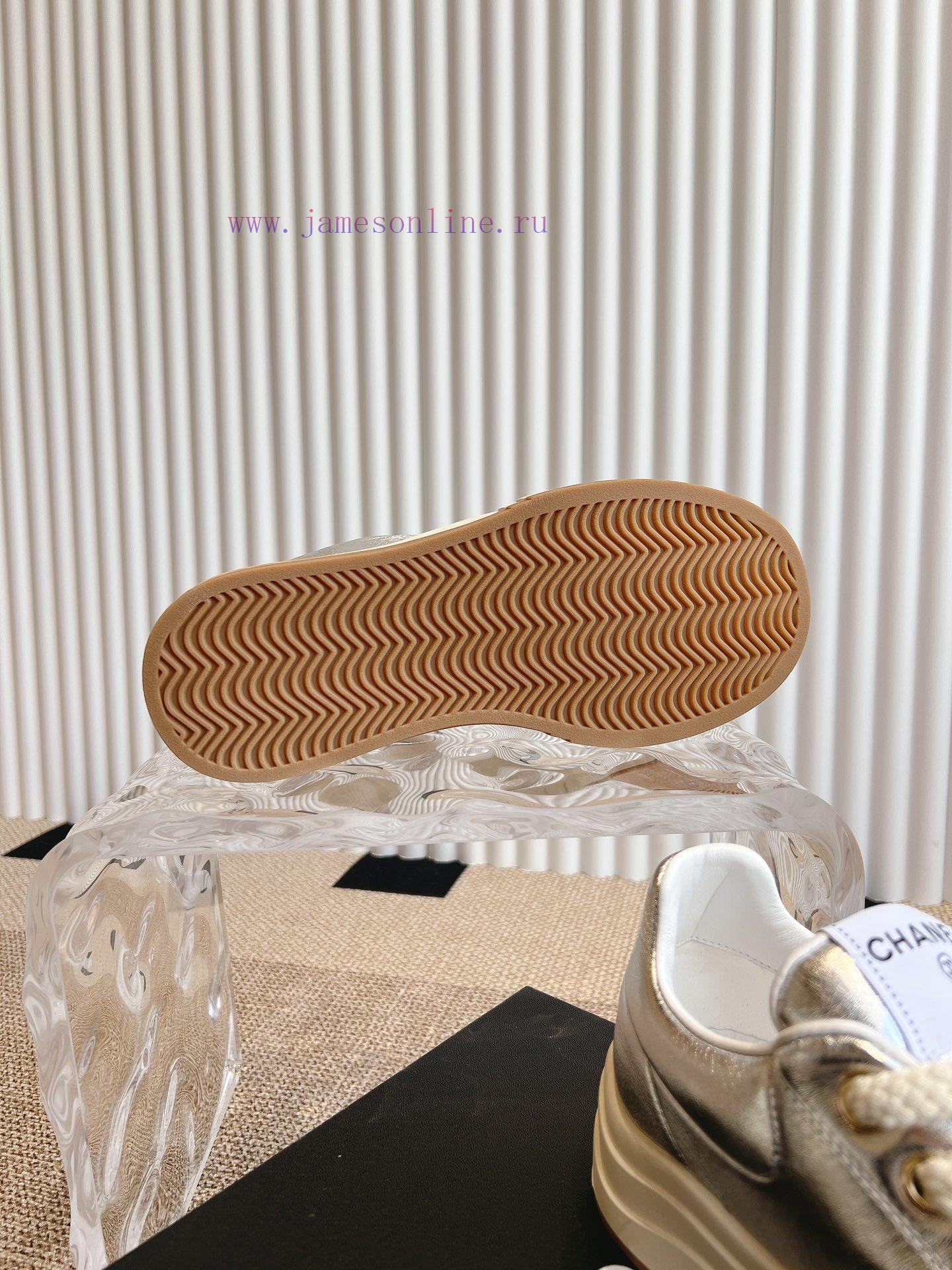 Chanel 5c Spring/Summer New Casual SneakersTop Quality This Boot Is Truly A Small Lucky Star Wi u48ix49f - Image 10