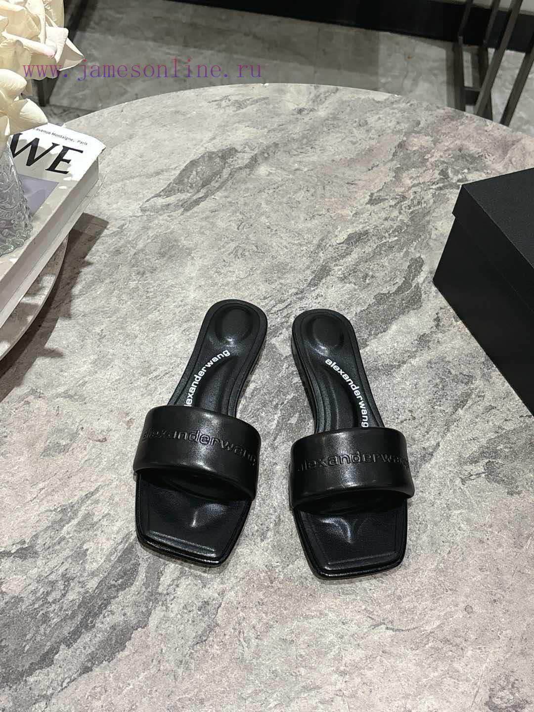 Alexander Wang's 25 Spring/Summer Women's New Logo Flat Slippers Denim Style Original Material 49yu97v6
