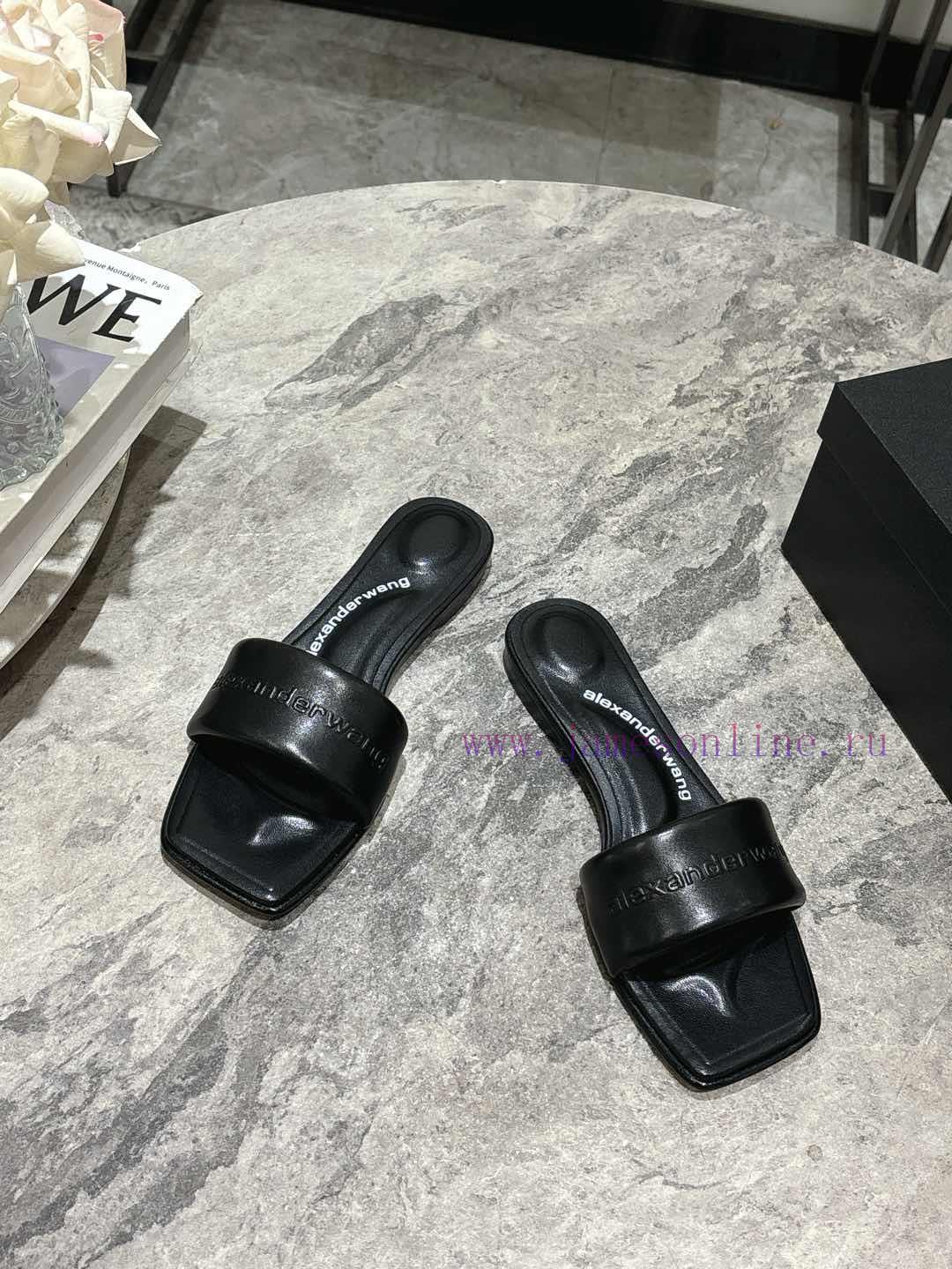 Alexander Wang's 25 Spring/Summer Women's New Logo Flat Slippers Denim Style Original Material 49yu97v6 - Image 3