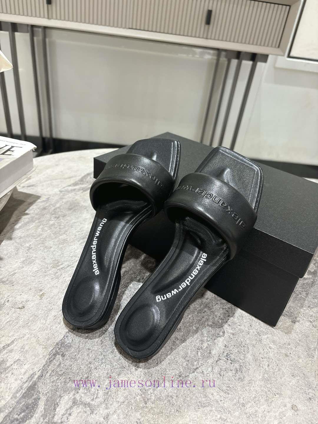 Alexander Wang's 25 Spring/Summer Women's New Logo Flat Slippers Denim Style Original Material 49yu97v6 - Image 6