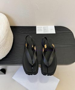 𝐌𝐚𝐢𝐬𝐨𝐧𝐌𝐚𝐫𝐠𝐢𝐞𝐥𝐚 Magira 𝐌𝟔 Ballet Mary Jane Single Toe Tabi Toe Slippers With A Little Bit Of Str 7bfbwnyy