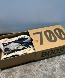 Top Adidas Origins Yeezy Boost 700 Grey White Black "Wave Runner" ️ Wearing Pure Grey Chalk Whi ui640529