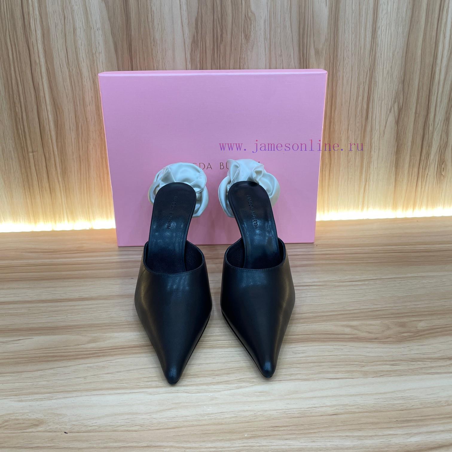 Magda Butrym As The Founder Of The Brand Has Redefined Femininity In Her Unique Way. She Combin 1bhn60u5 - Image 2