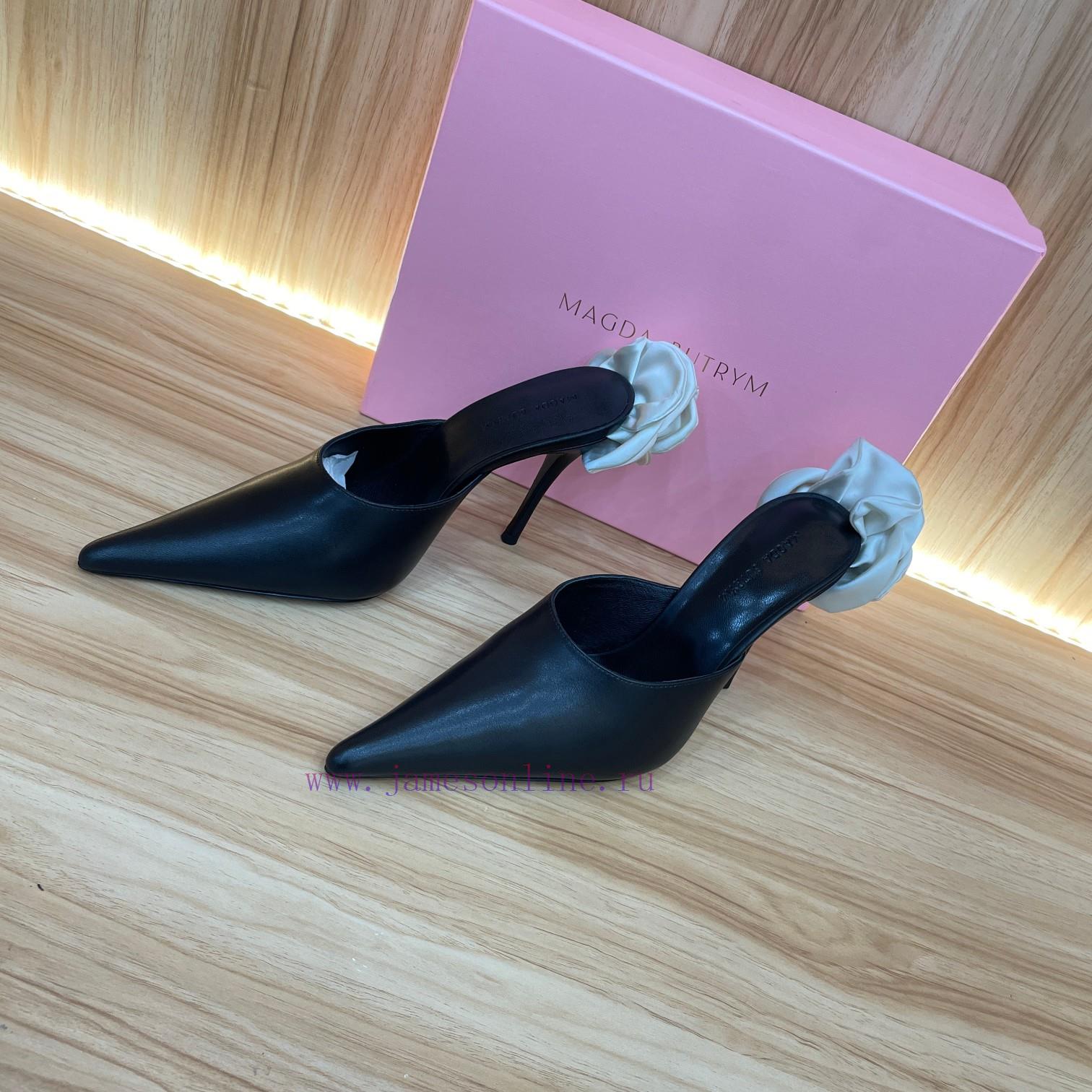 Magda Butrym As The Founder Of The Brand Has Redefined Femininity In Her Unique Way. She Combin 1bhn60u5 - Image 3