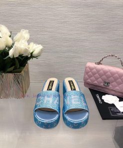 Chanel's Spring/Summer 24 New Product Thick Bottom Full Diamond Dragging Lazy One Line Slippers i8to1tqc