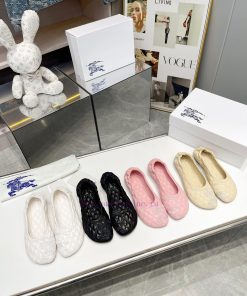 YuanThe 2024 Burberry BuRBERRY New Ballet Flat Shoes Are Made Of Quilted Sheepskin Fabric Craft bdq8h5xh