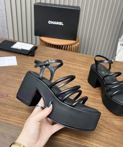 Chanel | Little Chanel Sandals The Popular Chanel 2024 Official Website Chanel Early Spring San 2asvzsbl