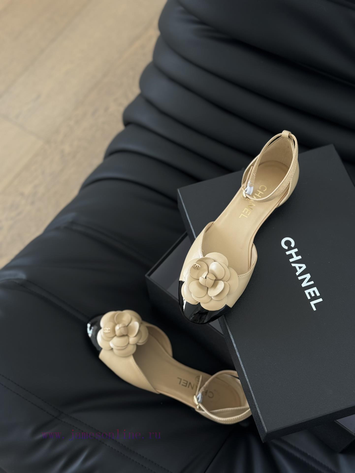 Chanel 24C Spring/Summer New Camellia Single Shoe CollectionThis Season's Camellia Series Is Re bw0p51dn - Image 10