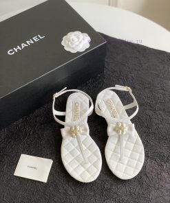 Chanel 24 Early Spring New High-end Handmade Workshop Camellia SandalsAs Always The Classic Cam znqi4e0d