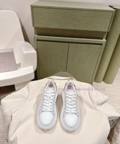Diamond Ding | ㎡⁰² 4 𝐬𝐬 🤍🤎Jimmy Choo *'s Latest Casual Shoes Featuring A Series Of Purchasing G xfn8xr15