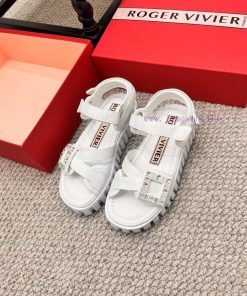 𝐑𝐨𝐠𝐞𝐫 𝐕𝐢𝐯𝐢* 2024 Early Spring Collection With Thick Bottom Backair Sandals And SlippersMust Be a4o4syf3