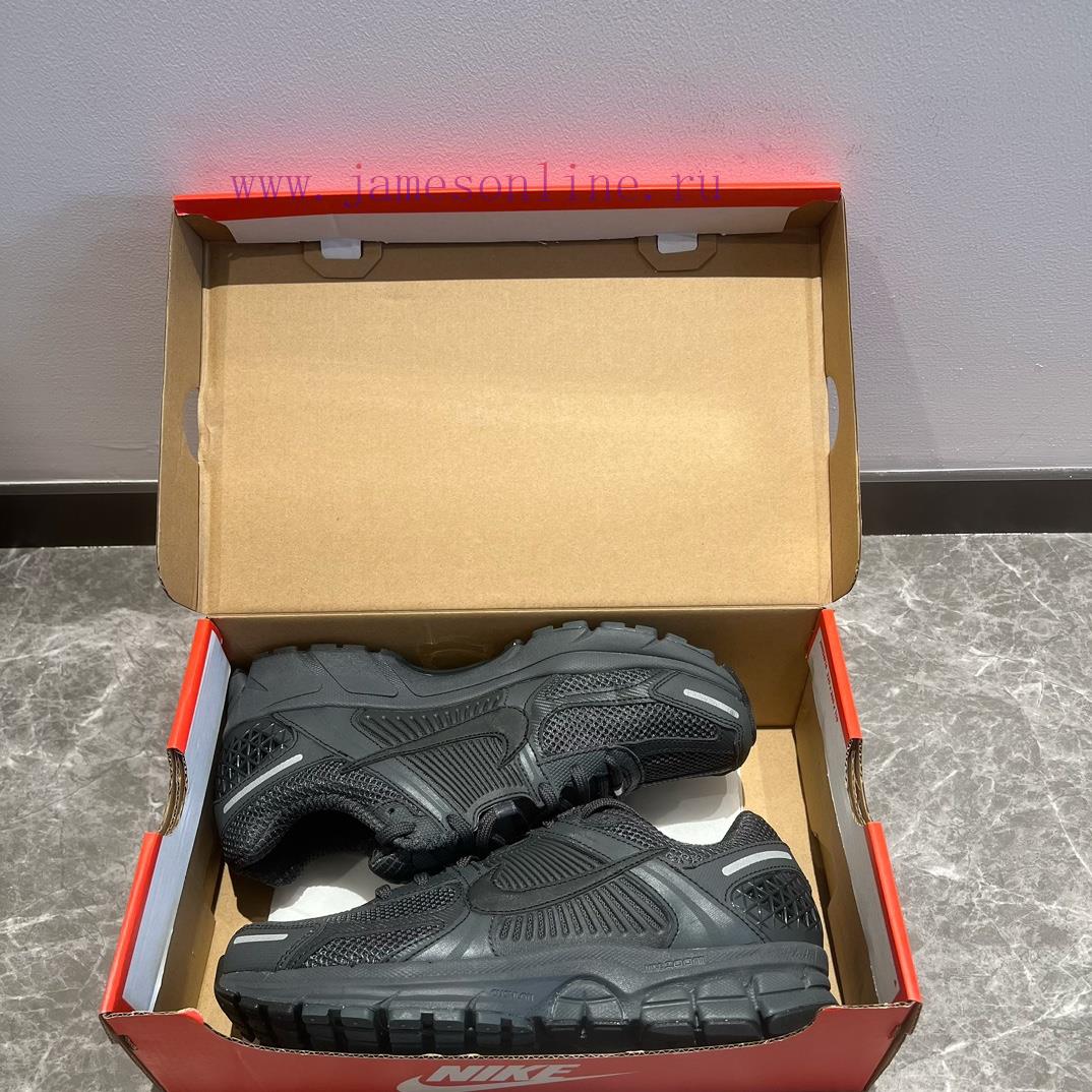 Top Of The Line Nike Zoom Vomero 5 Low Cut Running Shoes With Black And Slightly Upturned Toe D 3uhljn6y - Image 2