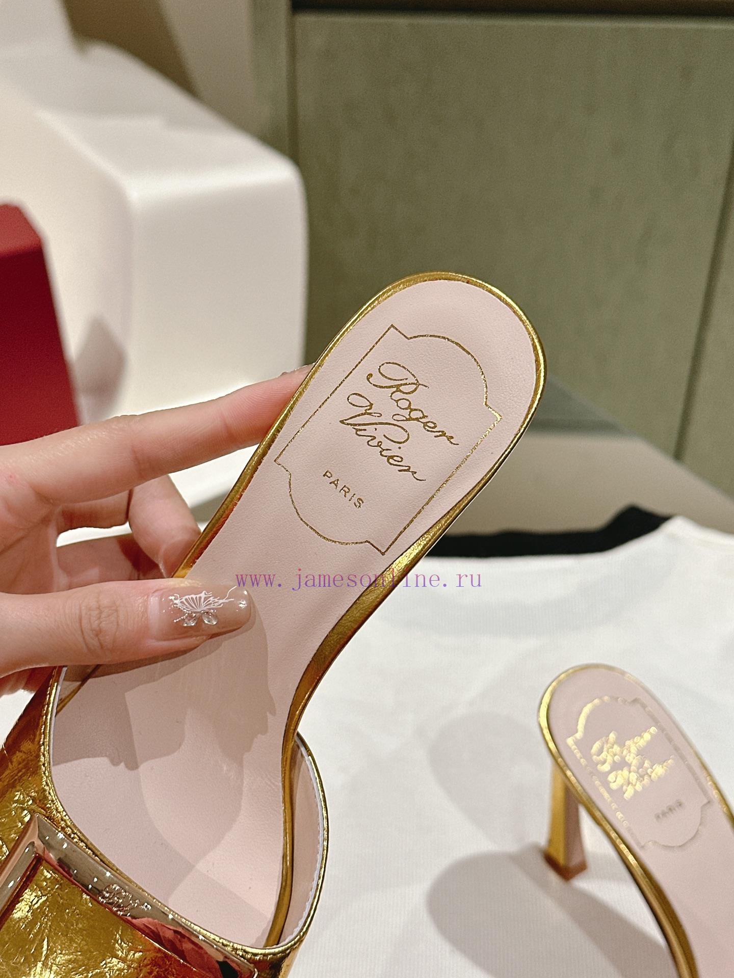 | ²⁰²4 𝐬𝐬 🤍🤎 Purchasing Level 𝑹𝒐𝒈𝒆𝒓𝑽𝒊𝒗𝒊𝒆 "New Buckle High Heels Series Launched 〰◽ Original Cu 2taiu6ni - Image 5