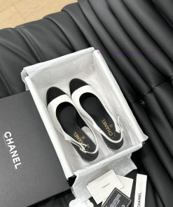 Chanel 24P New Mary Jane Single ShoesSimple Yet Sweet And PlayfulThree Dimensional Electric Emb lemx6vo7