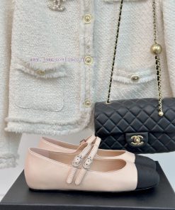 Chanel | Chanel's Timeless Classic Color Blocked Double Strap Mary Jane ShoesEternal Classic So qw0wy42i