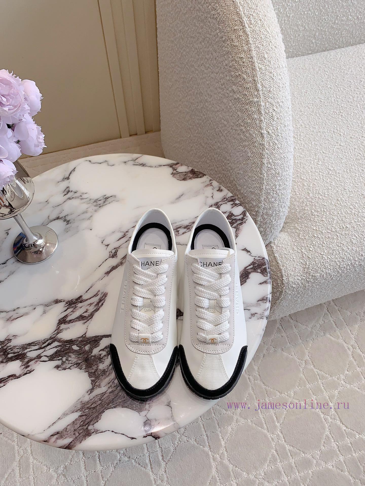 Chanel's New Sneakers De Xun Shoes Have A Simple And Lightweight Design That Is Easy To Match. zko5ml4s