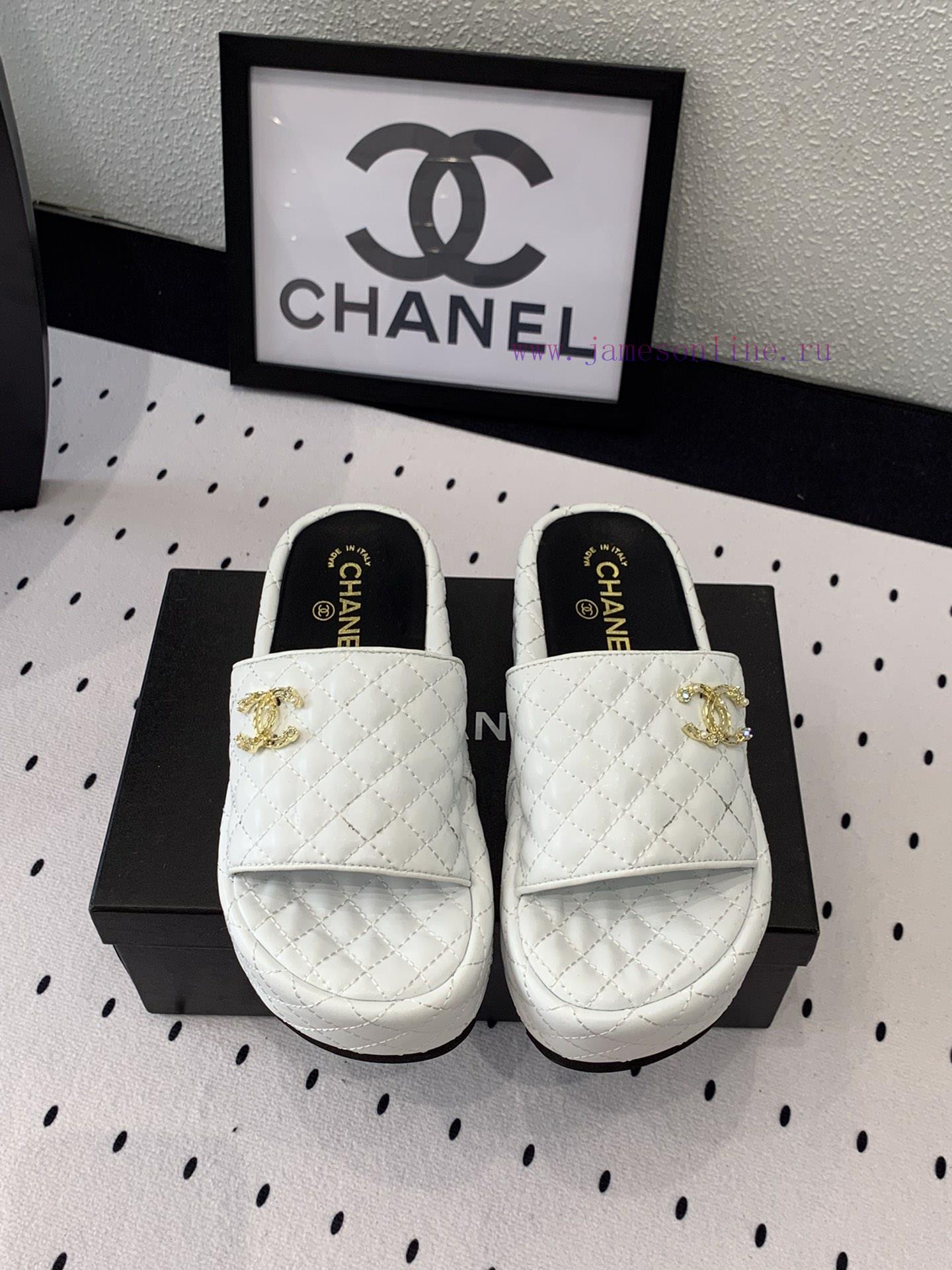 Chanel's New Diamond Patterned Thick Soled Sponge Slippers Are A Must-have For Summer In The Co 34my5kuw - Image 2