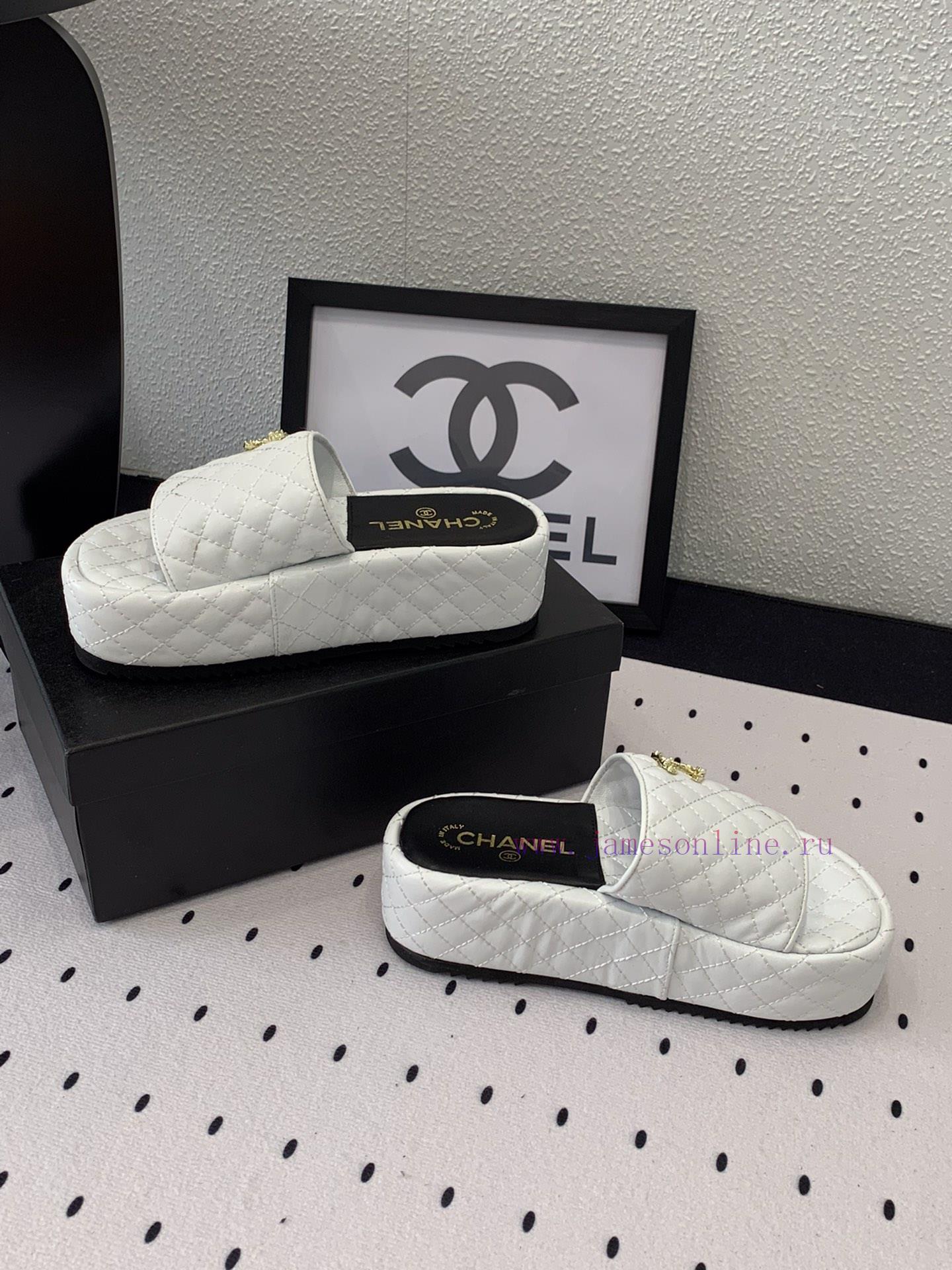 Chanel's New Diamond Patterned Thick Soled Sponge Slippers Are A Must-have For Summer In The Co 34my5kuw - Image 3