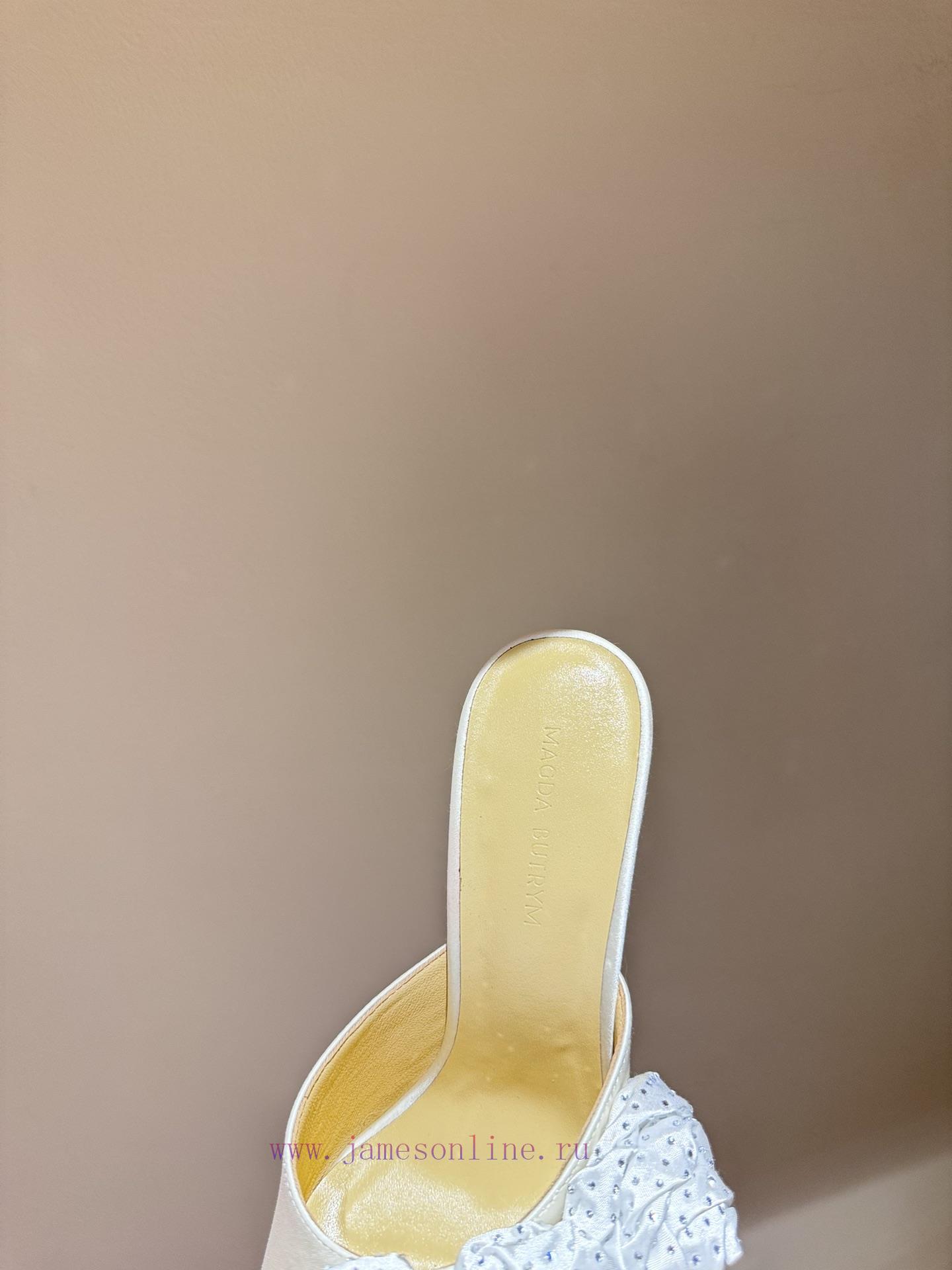 The Most99% Unaware Of Magda ButrymCreate A Contemporary Perspective Of Romanticism Balancing L l82dxsmv - Image 6