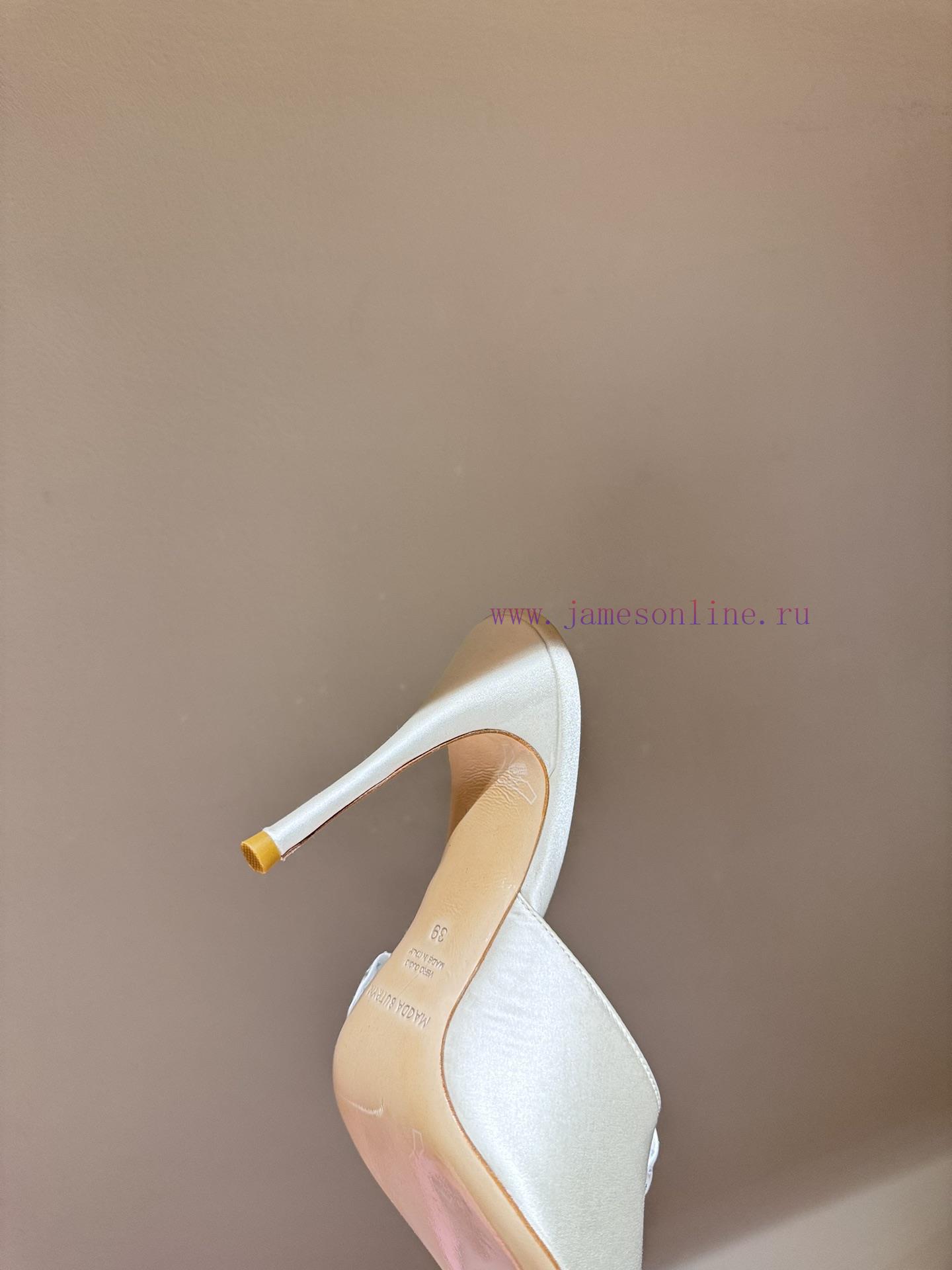 The Most99% Unaware Of Magda ButrymCreate A Contemporary Perspective Of Romanticism Balancing L l82dxsmv - Image 7