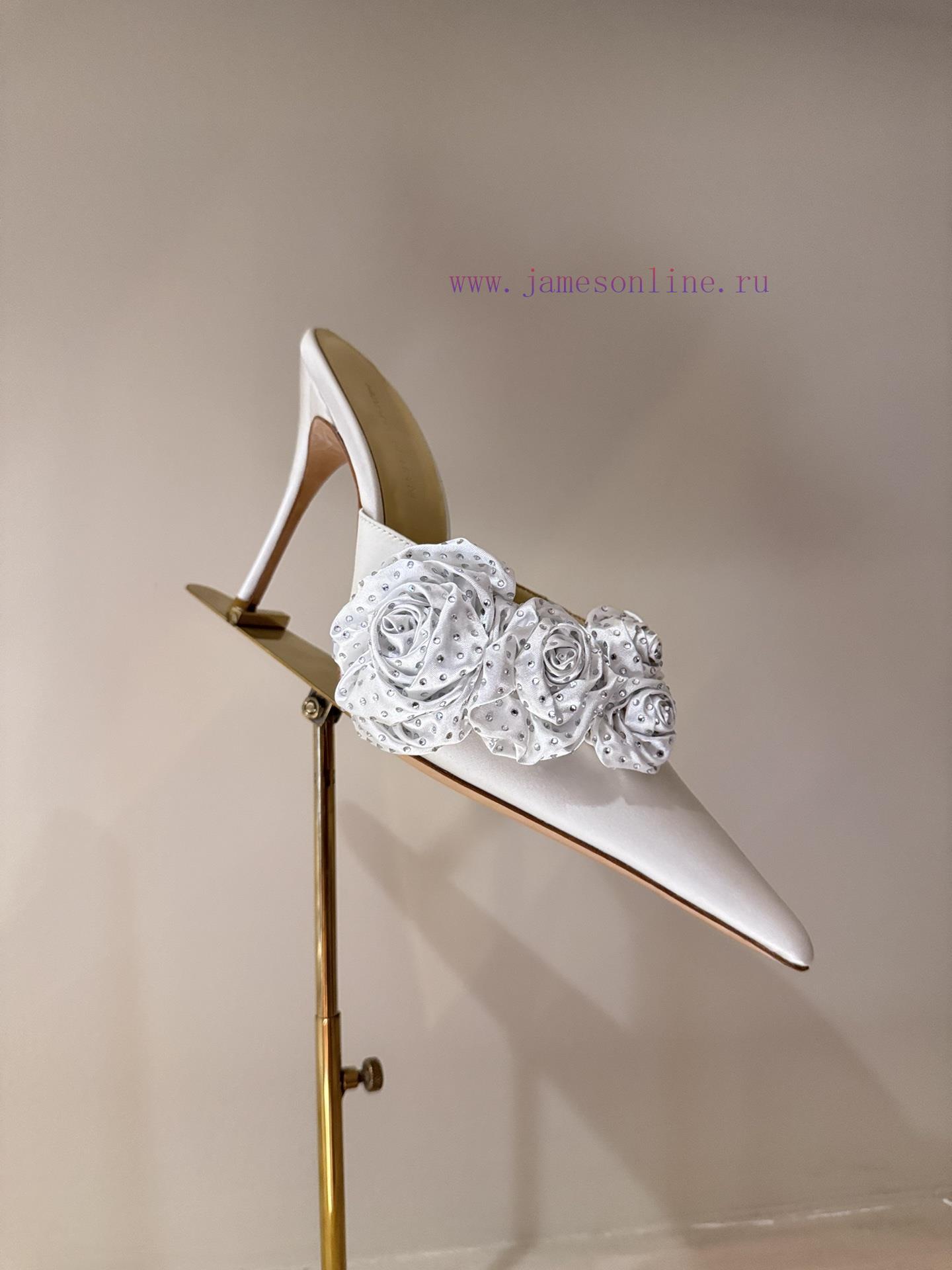 The Most99% Unaware Of Magda ButrymCreate A Contemporary Perspective Of Romanticism Balancing L l82dxsmv - Image 9