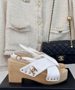 Chanel | Chanel 24P Spring/Summer New ProductsSolid Wood Double C Cross Strap Thick Soled Sanda 1yxtu4lk