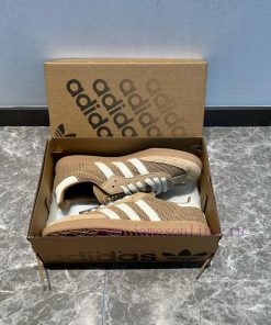 Adidas Originals Samba Brown Samba Was Born On The Field And Has Now Become A Classic Street Fa ap5ber8q