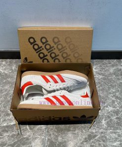 Adidas Originals Samba White And Red Samba Was Born On The Field And Has Now Become A Classic S 711ohg71