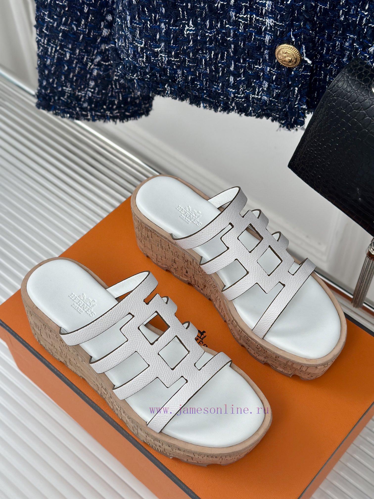 Herm è S/Herm è S Classic Thick Bottom SlippersStill An Eternal ClassicExtremely Retro Design W scnrvtsh - Image 4