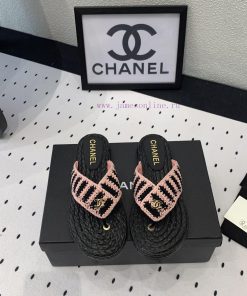 Chanel's New Flat Slippers Are A Top Of The Line Summer Must-have Cooler Series. They Are Super i1awk9pw
