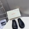 Marni Classic Half Slippers For Spring And Summer: This Pair Of Slippers Has A Contrasting Colo r4xic49n