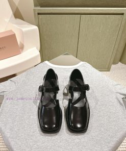 | ²⁰²4 𝐬𝐬  🤍🤎HEREU British Minimalist Motorcycle Sandals With Thick Heels Round Heads And A Neu 84uvryu1