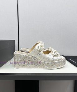 Chanel Chanel 24p Spring/Summer New ProductsSlope Heel Thick Bottom Water Platform Full Of Dril btt2djpa