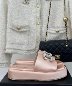 Chanel | Chanel Classic Thick Bottom Water Diamond Large Pair C SlippersMinimalist Double C Des 50p97iez